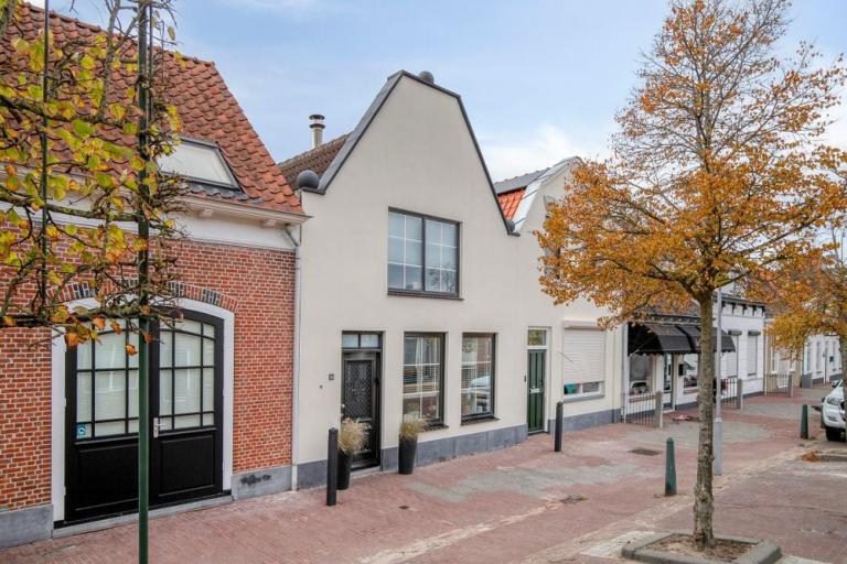 Voorstraat 44