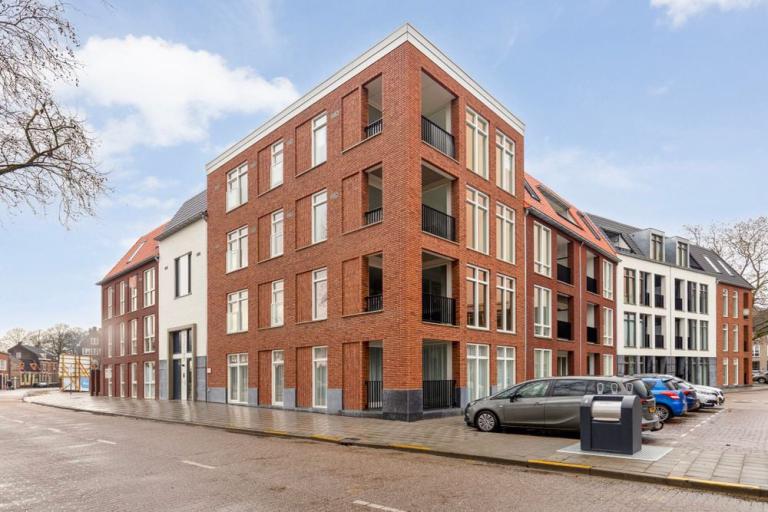 Minderbroedersstraat 64