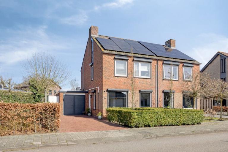 Kruisbessestraat 32a