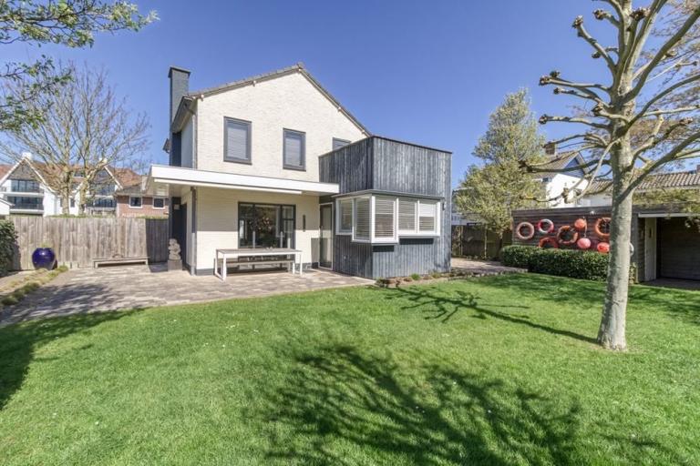 Mr. P.C. Hennequinlaan 19