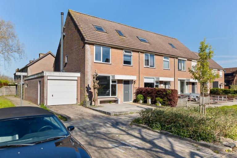 van Bourgondiëlaan 24