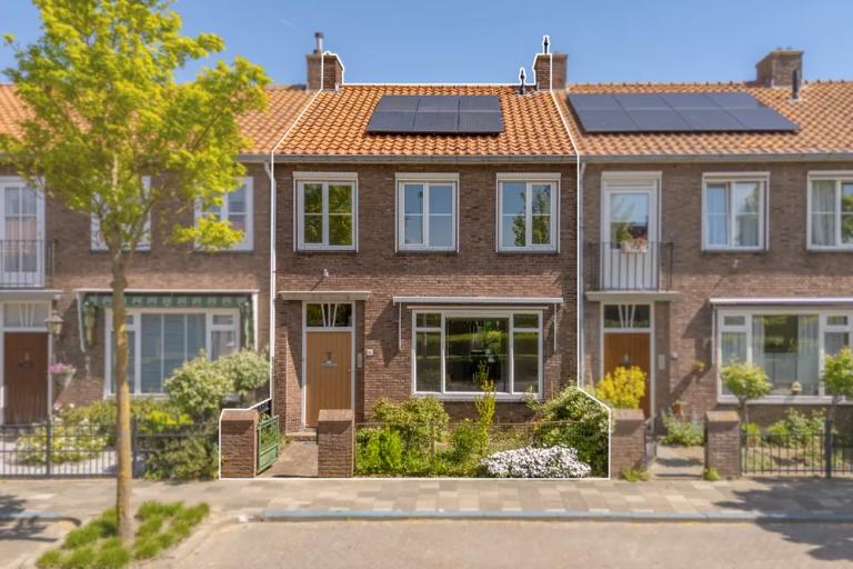 De Ruyterstraat 51