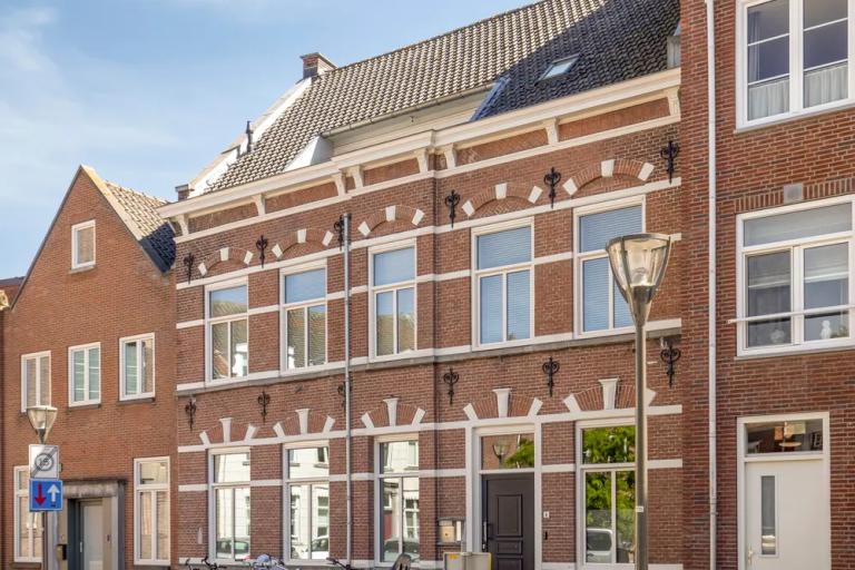 Houtmarkt 4 e