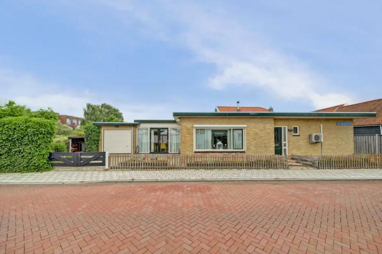 Dokter Maasstraat 2