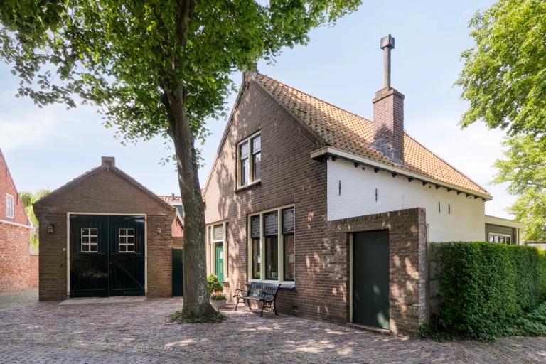 Dorpsplein 29