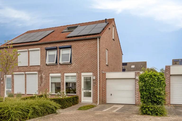 Roerstraat 23