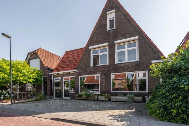 Damstraat 39
